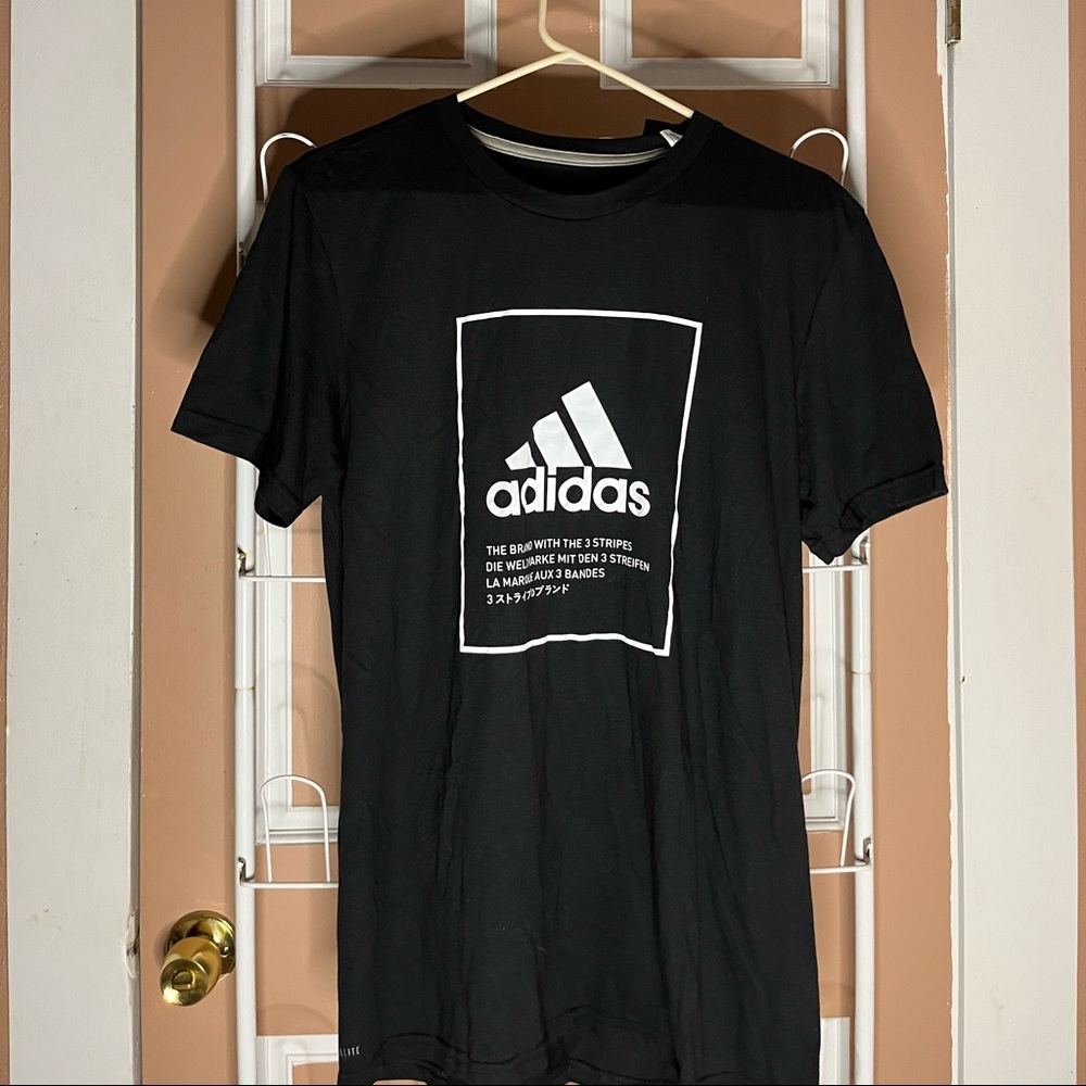Men’s Adidas Graphic Tee New W/ Tags